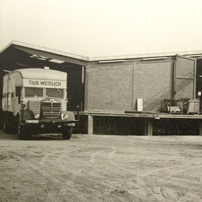 Übersee-Spedition Paul Weidlich GmbH - Hamburg - Europaweite LKW Transporte - Seit 1973