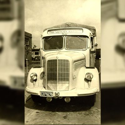 Übersee-Spedition Paul Weidlich GmbH - Hamburg - Europaweite LKW Transporte - Seit 1973